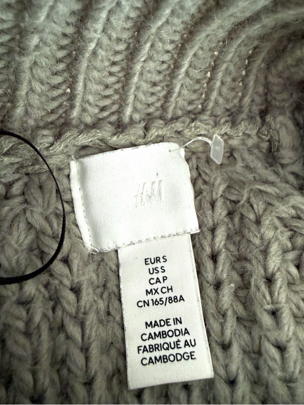 H&M Chunky Knit Sweater Size S - Picture 2 of 4